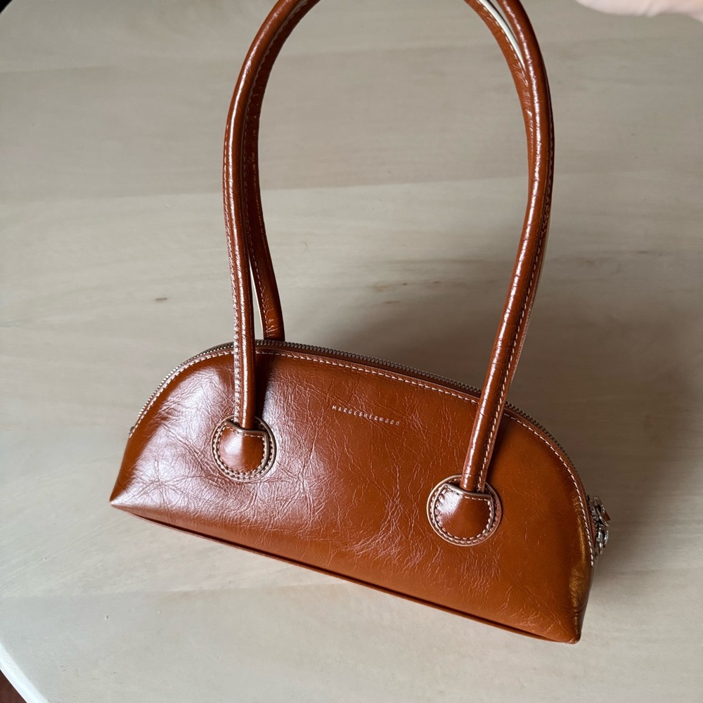 Margesherwood Elegant Brown Leather Shoulder Bag